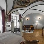Apartamento 7 Tales By Adrez Praga