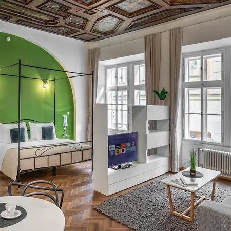 7 Tales Apartments By Adrez *