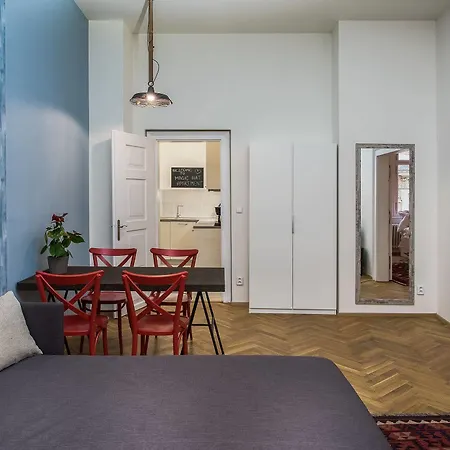 7 Tales Apartments By Adrez Apartment *